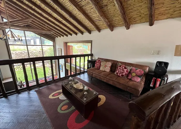 Hermosa En Lamay -calca Cusco